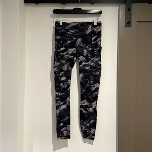 Lululemon Workout Pants Size 6